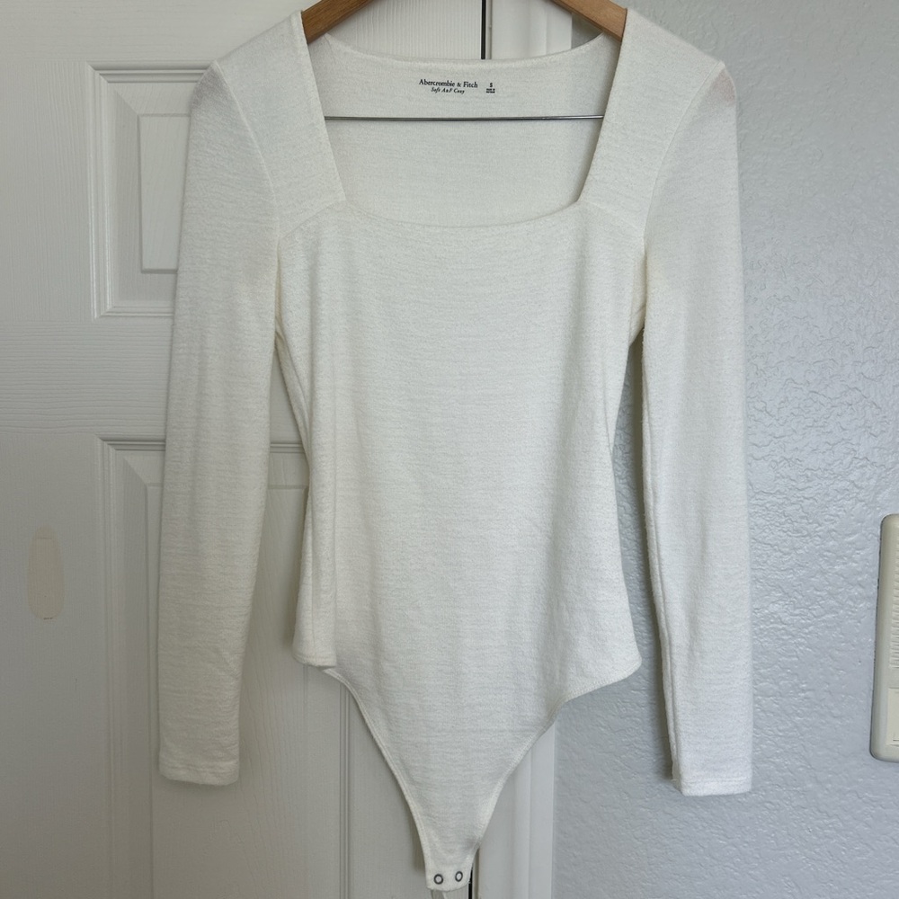 Abercrombie & Fitch Soft White Top